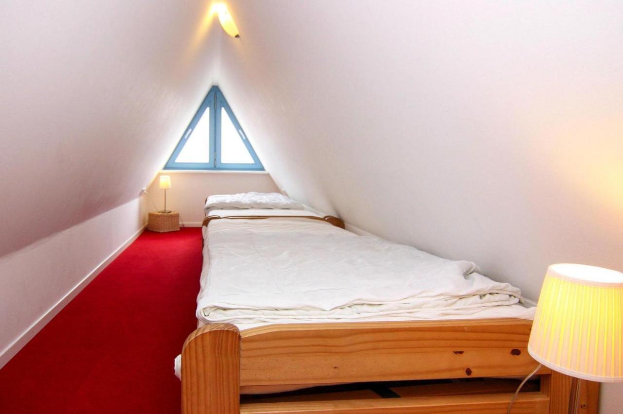 Reetdachhaus Mit Eigenem Strandkorb In Wohlenberg An Der Ostsee Exterior foto