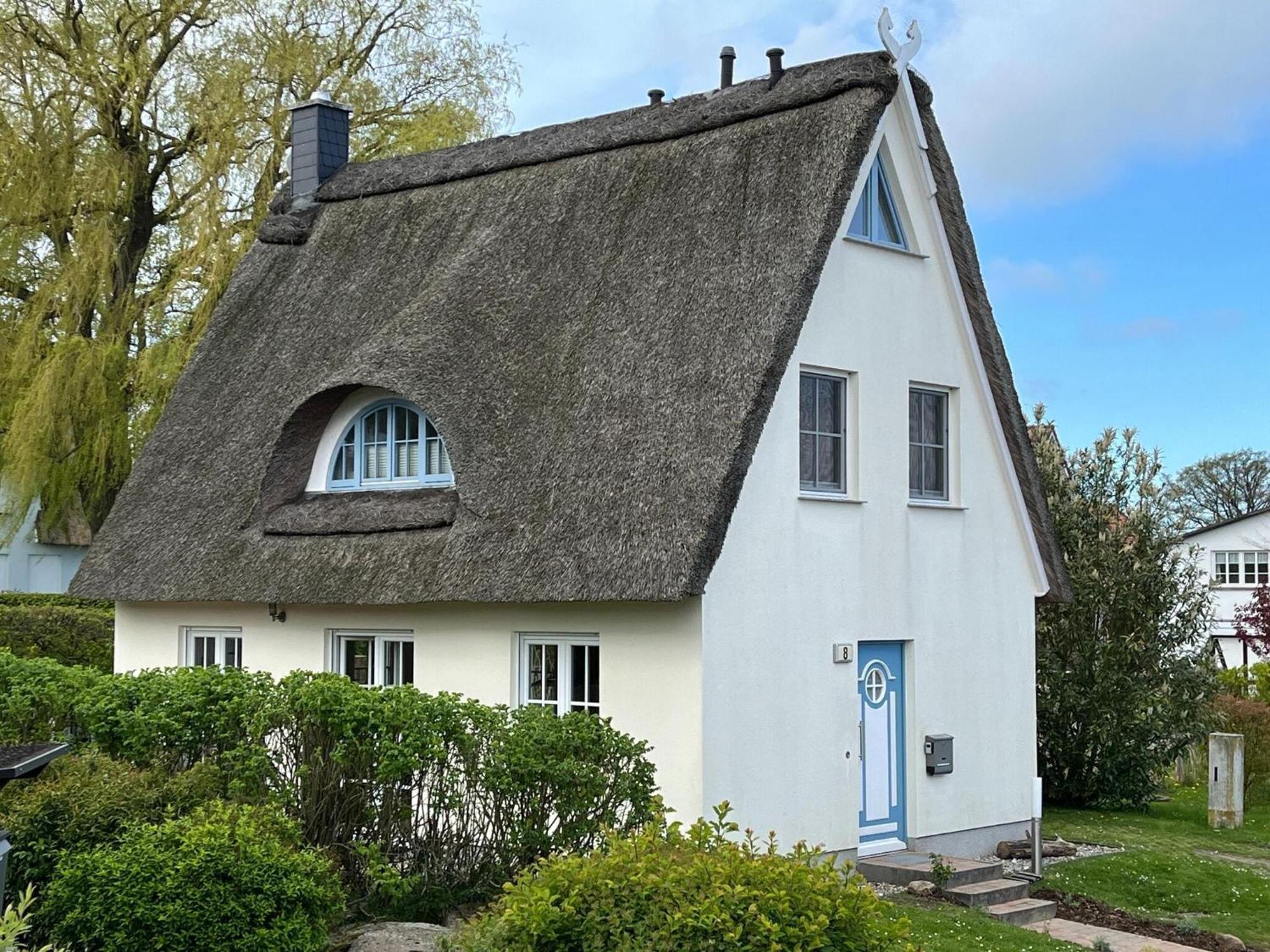 Reetdachhaus Mit Eigenem Strandkorb In Wohlenberg An Der Ostsee Exterior foto